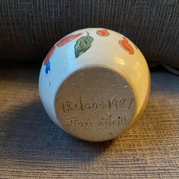 Vtg Jinxi O'Neill small vase made in Ireland 1987 - Picture 4 of 7